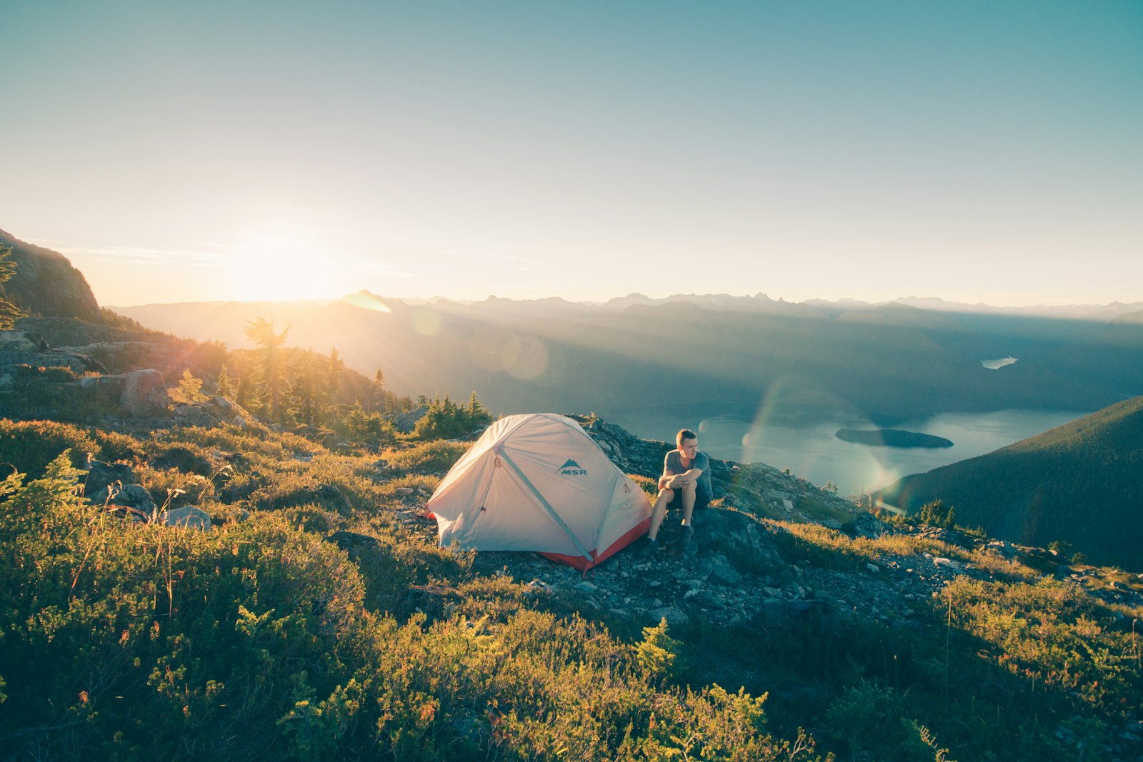 Best Off-Grid Internet, Ranked
